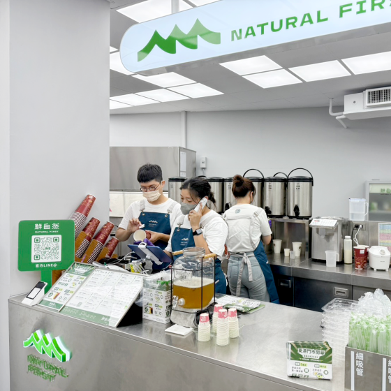 #遇水則發!#東港門市 就是今天開幕啦